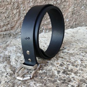 Cinturón cuero negro Alamares